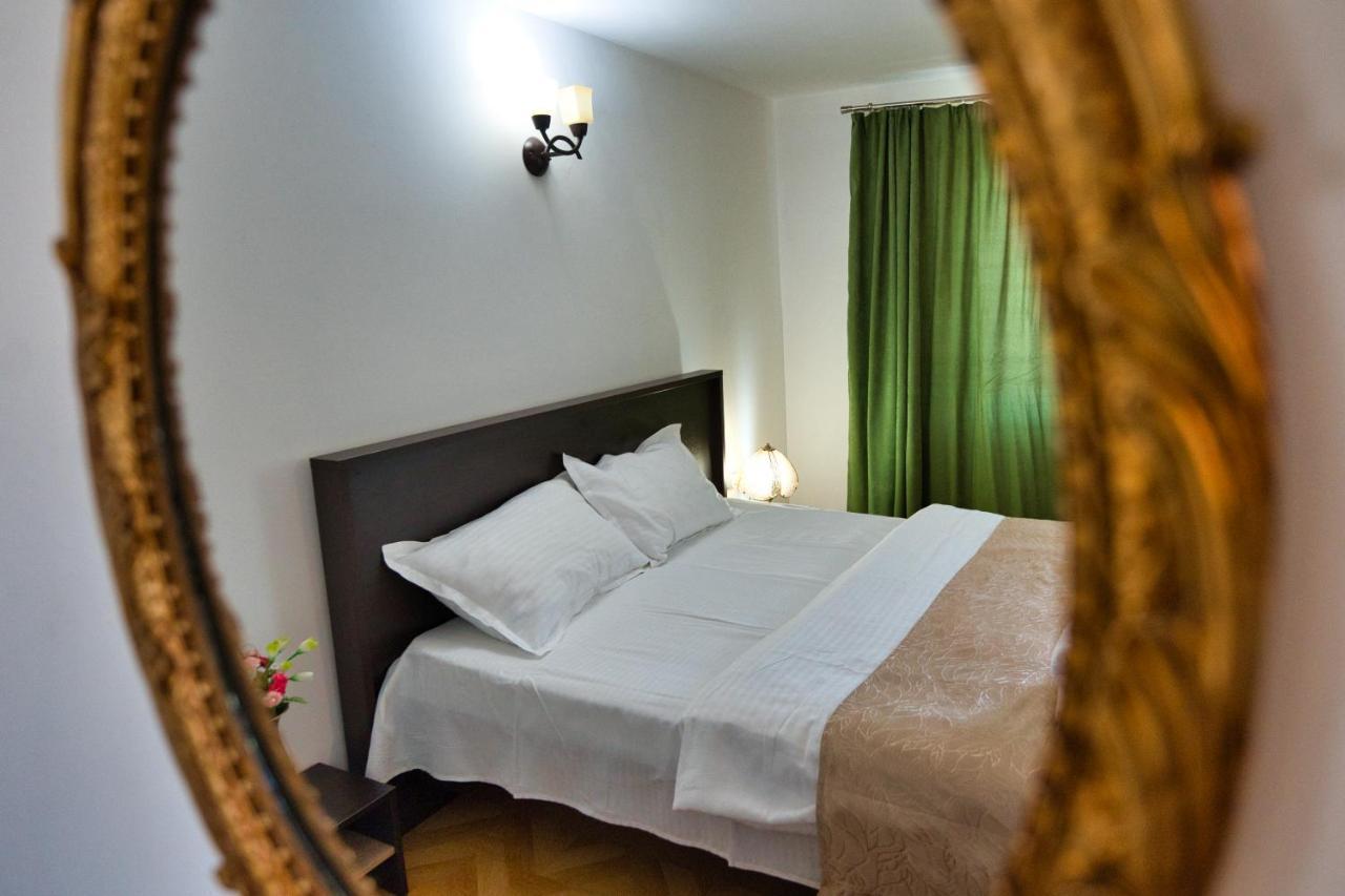 Vila Victoria Râmnicu Vâlcea Kültér fotó