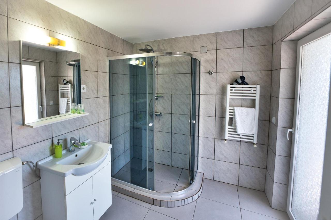 Vila Victoria Râmnicu Vâlcea Kültér fotó